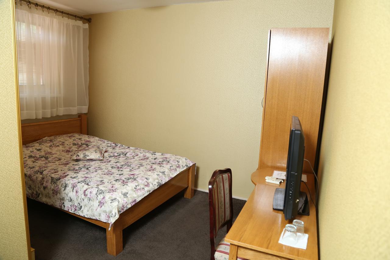 B&B Vila Bela Ruza Sremska Mitrovica Ngoại thất bức ảnh