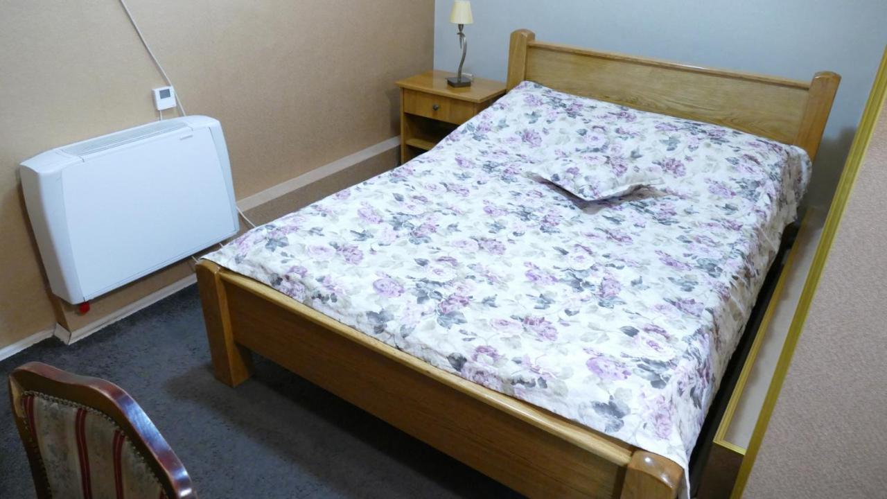 B&B Vila Bela Ruza Sremska Mitrovica Ngoại thất bức ảnh