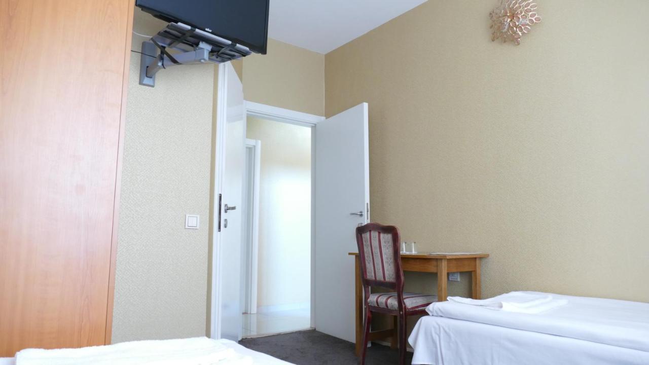 B&B Vila Bela Ruza Sremska Mitrovica Ngoại thất bức ảnh